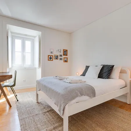 Charming Graca, 354 * Lisbon